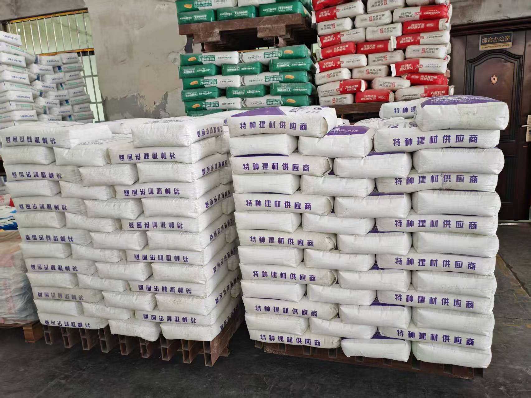 镇赉拱顶带模注浆料